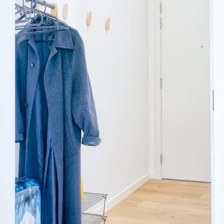 Cozy & Bright In - Parking Included * Гент