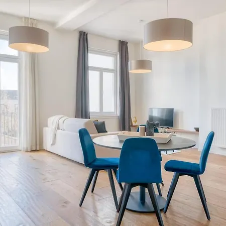 Cozy & Bright In - Parking Included * Гент